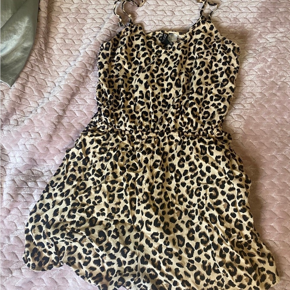 Cheetah romper from H&M
